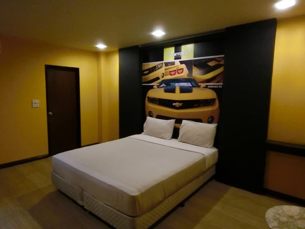 Newyork Suite Hotel Ban Ko  Quarto foto