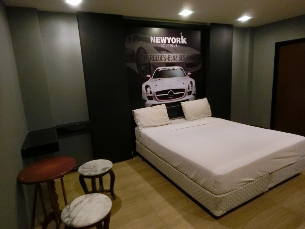 Newyork Suite Hotel Ban Ko  Quarto foto